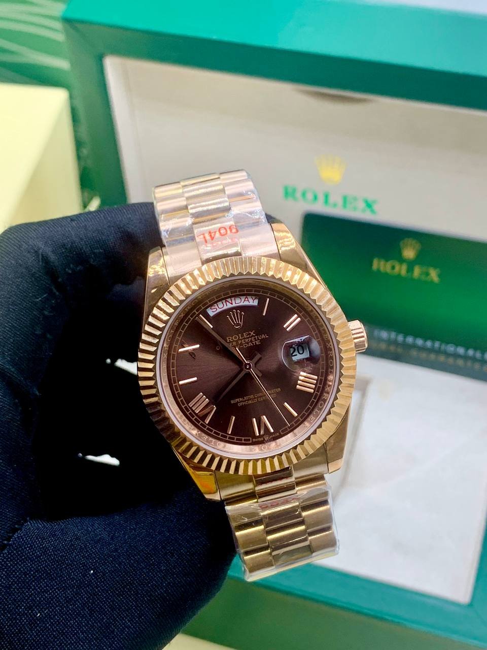 Luxury Executive Men’s Wristwatch – Premium Gold Dial Edition