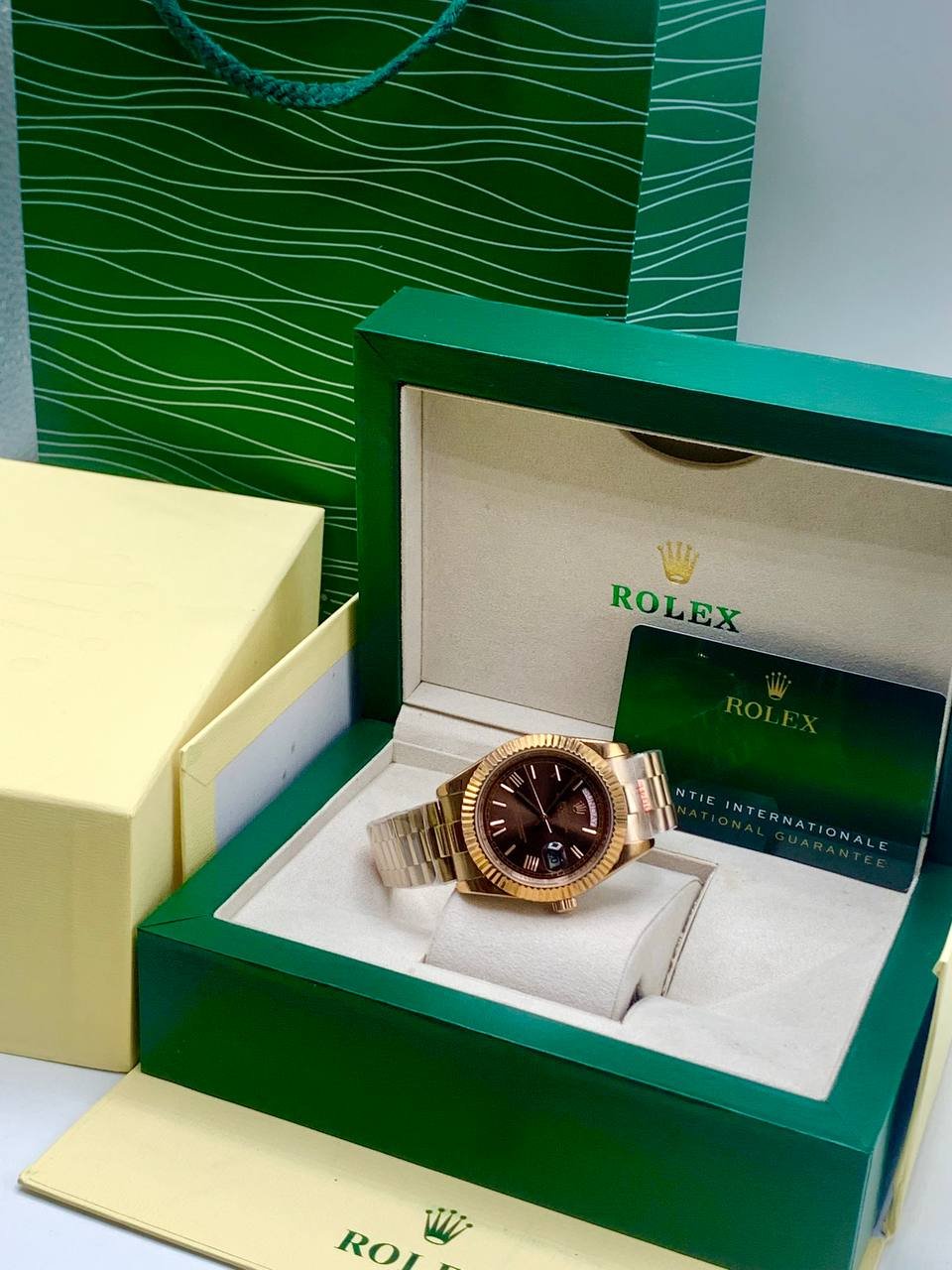 Luxury Executive Men’s Wristwatch – Premium Gold Dial Edition - Image 2